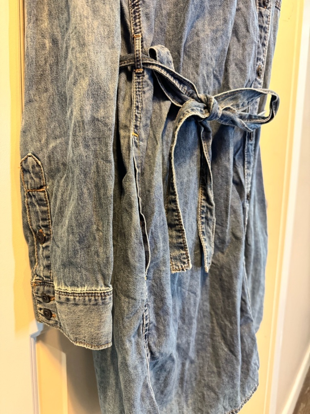 GAP 1969 Denim Shirt Dress Medium Blue Wash Long Sleeve Belted Midi - Picture 8 of 10